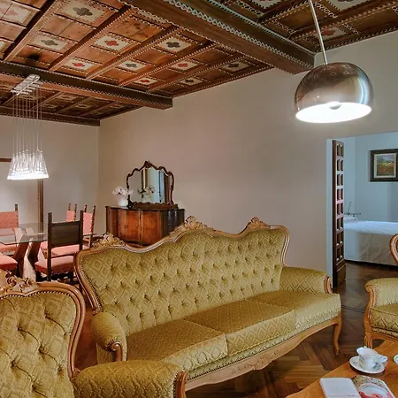 Tenuta Cambiano By Posarellivillas