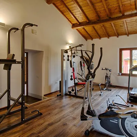 Tenuta Cambiano By Posarellivillas וילה